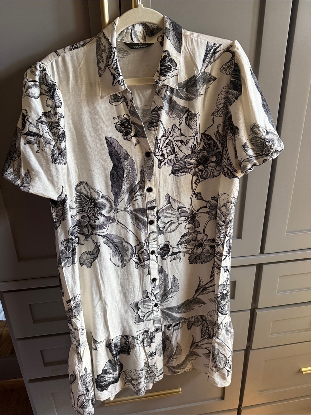 Women’s Black & White Floral Button-Up Shirt Dress- Casual Short Sleeve